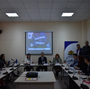 ЗАМ.-МИНИСТЪР ВАНЯ КОЛЕВА: ГЛАСЪТ НА МЛАДИТЕ ХОРА Е ВОДЕЩ В НАШАТА РАБОТА