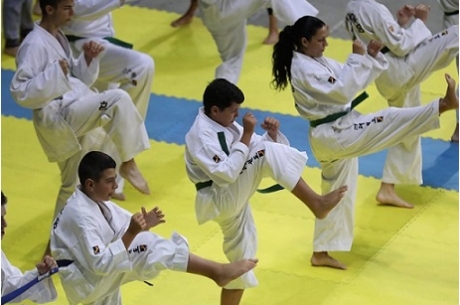 СПОРТНИЯТ ПАНАИР #BEACTIVE FAIR ПРОДЪЛЖАВА В “АРЕНА АРМЕЕЦ”