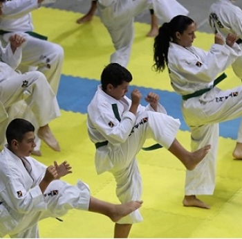 СПОРТНИЯТ ПАНАИР #BEACTIVE FAIR ПРОДЪЛЖАВА В “АРЕНА АРМЕЕЦ”