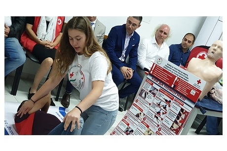ШЕСТ УЧИЛИЩА ОТ ОБЛАСТ БУРГАС ПОЛУЧИХА ДАРЕНИЕ ЗА ОБОРУДВАНЕ НА КАБИНЕТИ ПО ПЪРВА ПОМОЩ ОТ МЛАДЕЖКИ ГЛАС