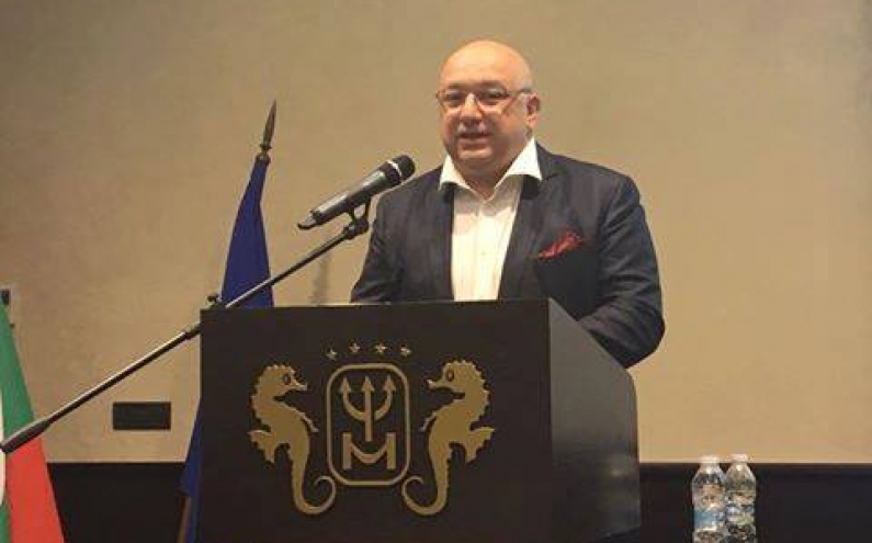 МЛАДИТЕ ХОРА СА ПРИОРИТЕТ ЗА ПРАВИТЕЛСТВОТО